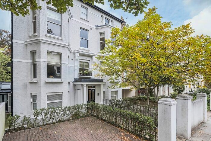 2 Bedroom Flat To Rent In Church Road, Richmond, TW10