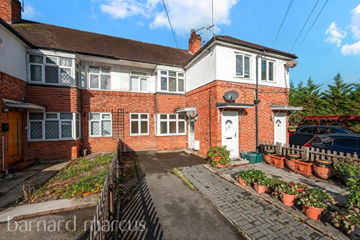 2 Bedroom Flat To Rent In Barnard Gardens, New Malden, KT3