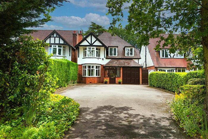 4 Bedroom Detached House For Sale In Blossomfield Road, Solihull, B91