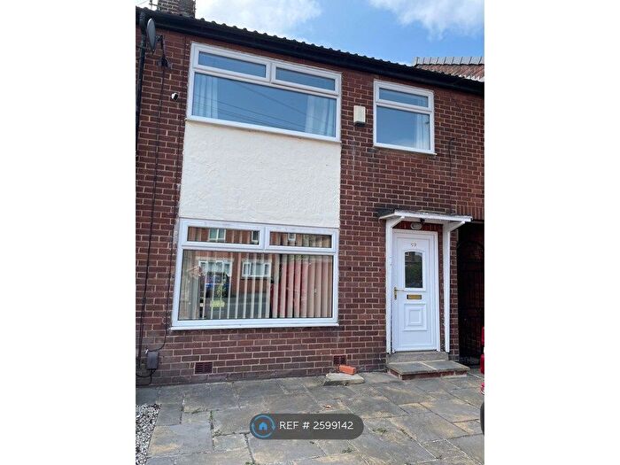 3 Bedroom Terraced House To Rent In Springfield Avenue, Morley, Leeds, LS27