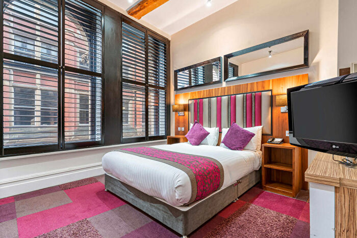 Studio To Rent In Grande Studios, Princess Street, Manchester, M1