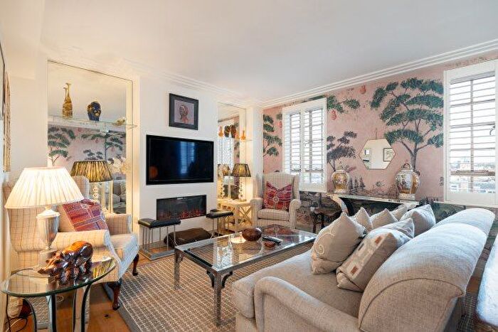 2 Bedroom Flat To Rent In Chelsea Manor Street, London, SW3