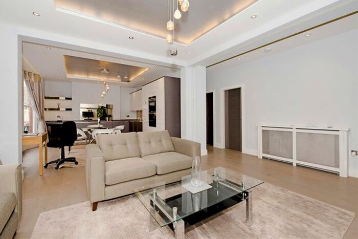 2 Bedroom Flat To Rent In Portman Mansions, Chiltern Street, W1U