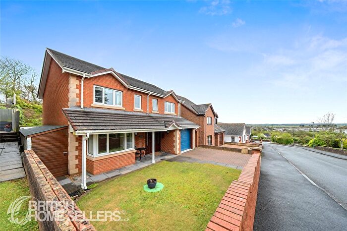 4 Bedroom Detached House For Sale In Cae Ffynnon, Kidwelly, Carmarthenshire, SA17