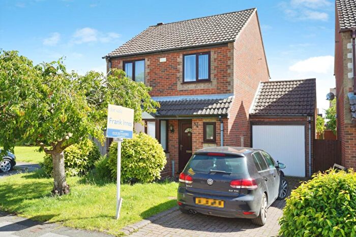 3 Bedroom Detached House For Sale In Belcher Close, Coalville, Leicestershire, LE67