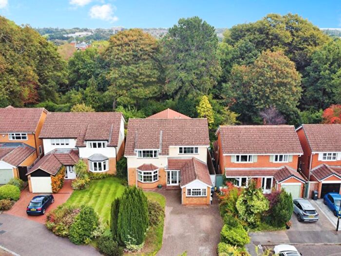 4 Bedroom Detached House For Sale In Ashdene Close, Sutton Coldfield, B73