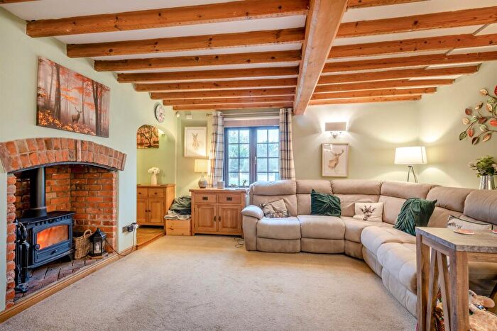 6 Bedroom Detached House For Sale In Mattishall Road, Honingham, Norwich, NR9