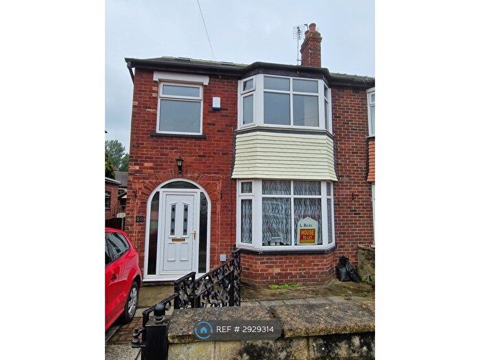 4 Bedroom Semi-Detached House To Rent In Dunhill Rise, Leeds, LS9