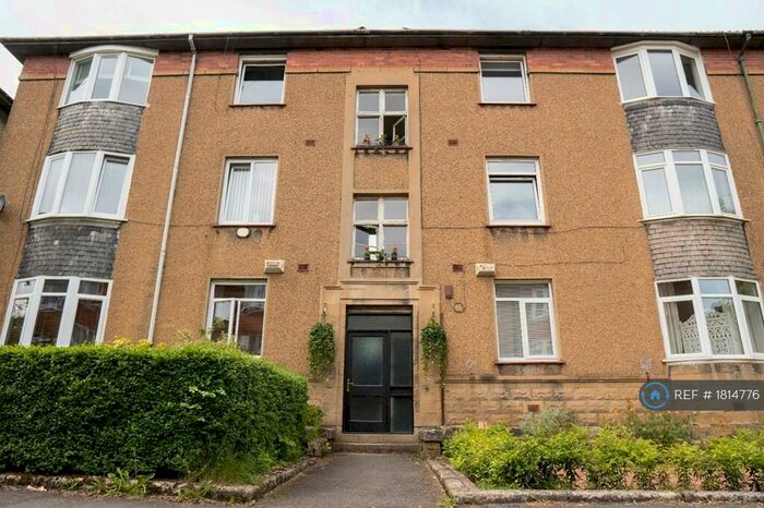 3 Bedroom Flat To Rent In Penrith Drive, Glasgow, G12