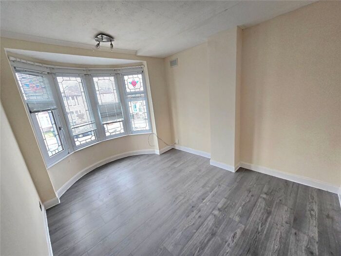 3 Bedroom End Of Terrace House For Sale In Cheveral Avenue, Radford, Coventry, CV6