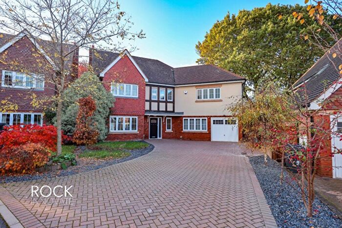 5 Bedroom Detached House To Rent In Oaks Drive, Sutton Coldfield, West Midlands, B75