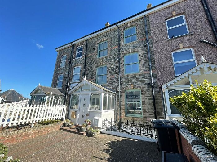 7 Bedroom Town House For Sale In Fore Street, Newquay, TR7