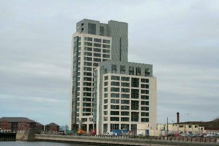 2 Bedroom Apartment For Sale In William Jessop Way, Liverpool, Merseyside, L3