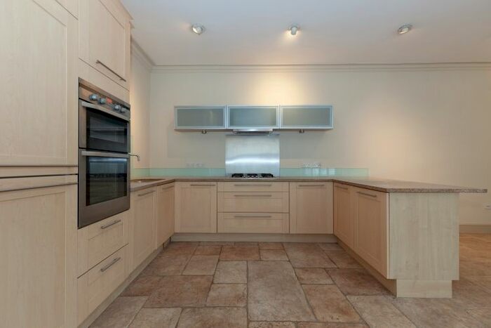 2 Bedroom End Of Terrace House To Rent In High Street, Dorchester-On-Thames, Wallingford, OX10