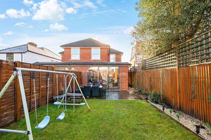 3 Bedroom Semi Detached House For Sale In Diceland Road, Banstead, SM7