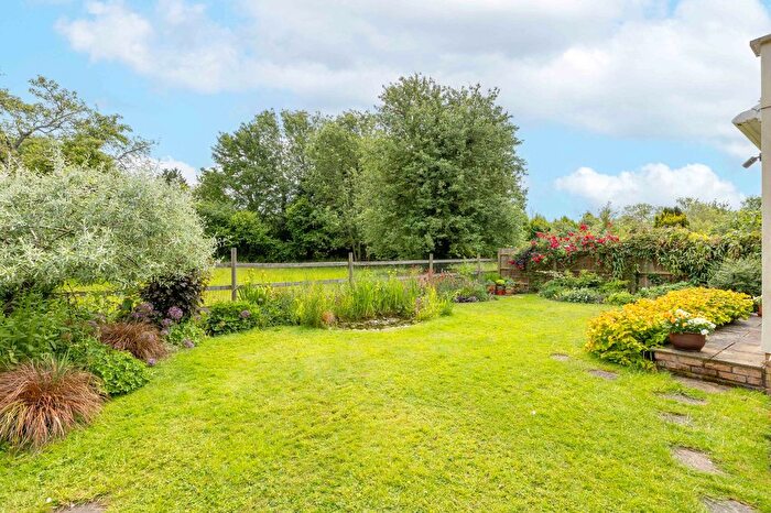 5 Bedroom Detached House For Sale In Pearmains Close, Orwell, SG8