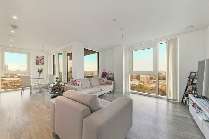 2 Bedroom Apartment To Rent In Malmo Tower, Greenland Place, Surrey Quays, SE8