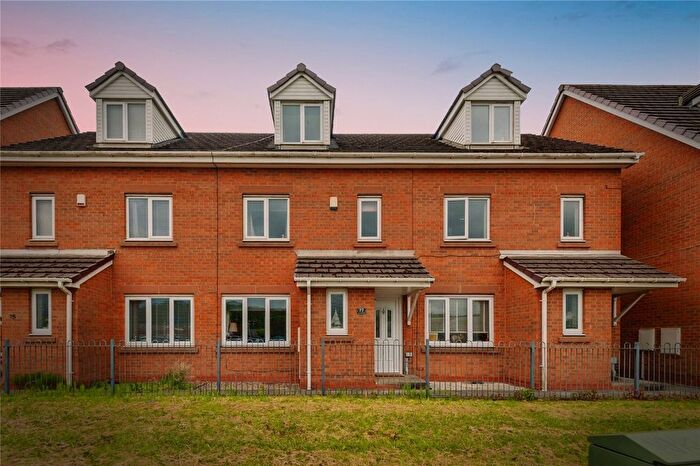 4 Bedroom Town House For Sale In Elton Head Road, St. Helens, Merseyside, WA9
