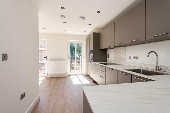 3 Bedroom Terraced House To Rent In Albert Reed Close, ME20