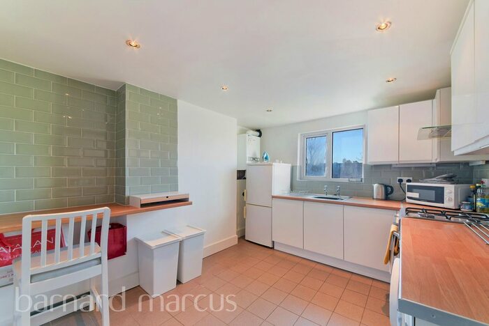 1 Bedroom Flat To Rent In Health Road, Croydon, CR0