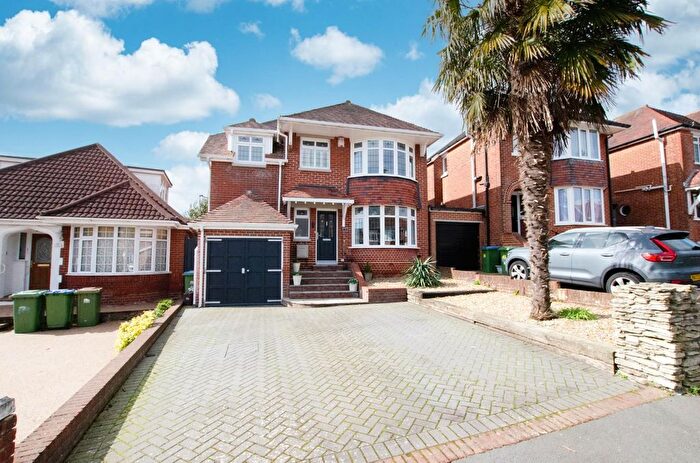 5 Bedroom Detached House For Sale In Downside Avenue, Southampton, SO19