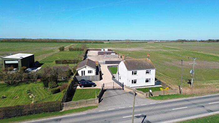 6 Bedroom Detached House For Sale In Anwick Fen, Anwick, NG34