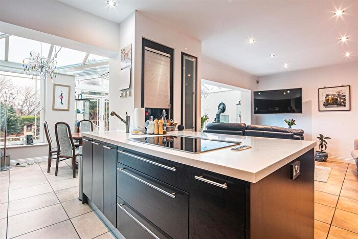 5 Bedroom Detached House For Sale In Bushey Wood Road, Dore, S17
