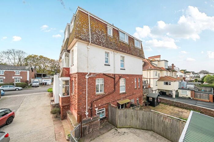 4 Bedroom Maisonette For Sale In Cliff Road, Paignton, Devon, TQ4