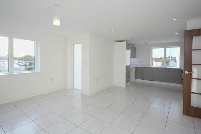 2 Bedroom Flat To Rent In Goodson Road, Sprowston, NR7