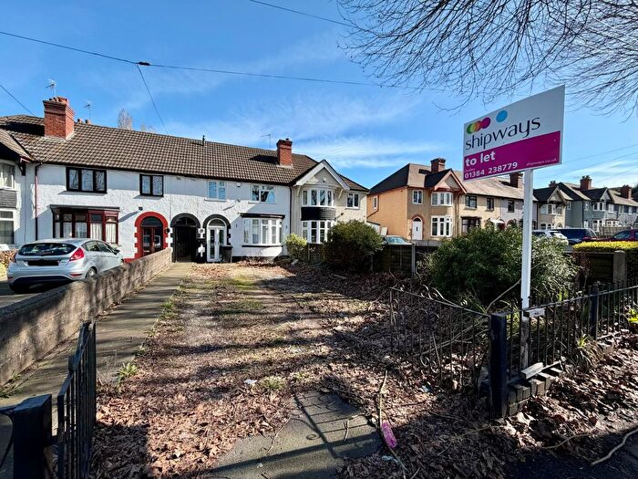 3 Bedroom Terraced House To Rent In Tipton Road, Dudley, DY1