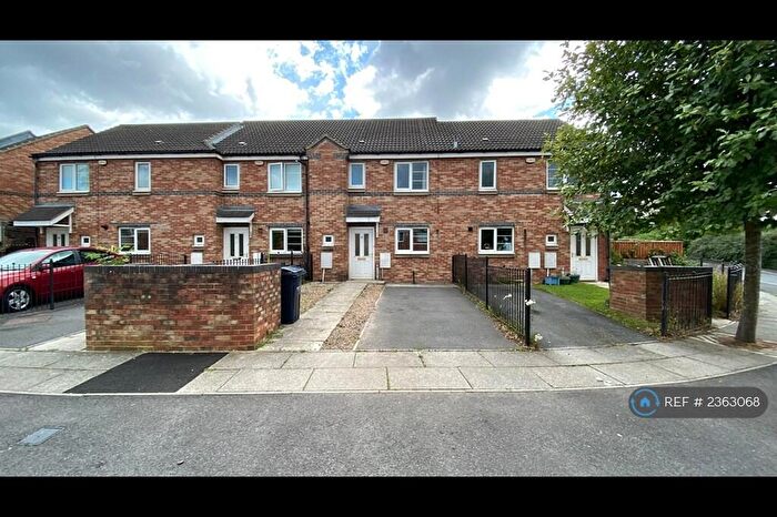 3 Bedroom Terraced House To Rent In Windmill Way, Gateshead, NE8