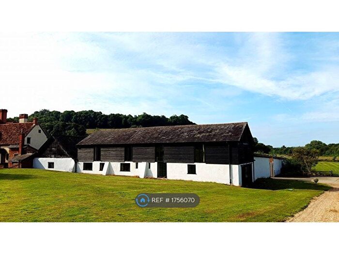 1 Bedroom Terraced House To Rent In The Old Barns, Hampshire, SO20