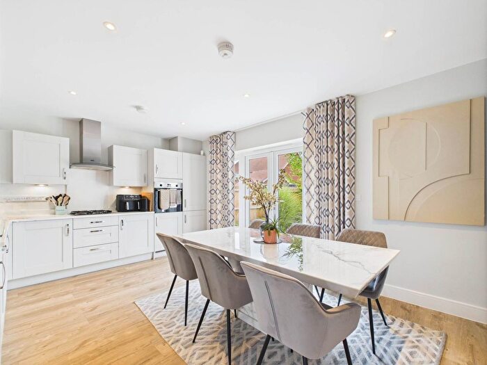 3 Bedroom Detached House For Sale In Hedgehog Way, Haddenham, HP17