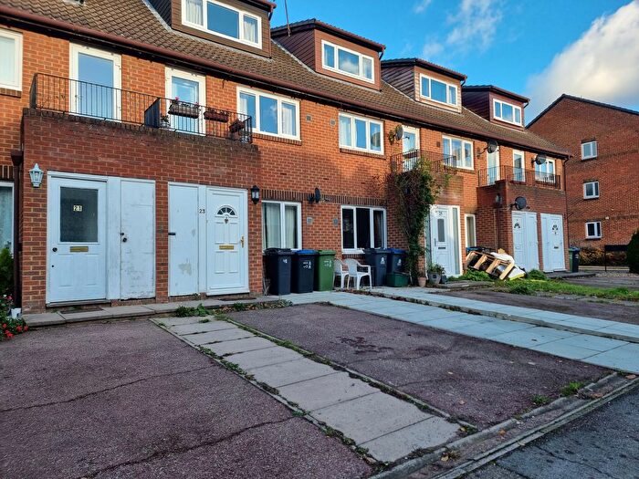 Studio To Rent In Glenbuck Road, Surbiton, KT6