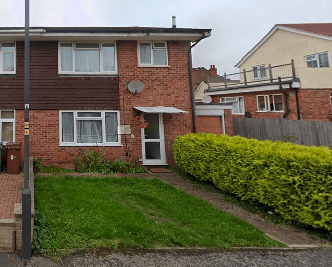 3 Bedroom Semi-Detached House To Rent In Leathsail Road, Harrow, HA2