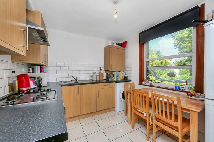 2 Bedroom Apartment To Rent In Nightingale Road, Wood Green Bounds Green, London, N22