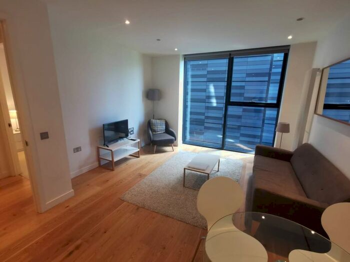 1 Bedroom Flat To Rent In Simpson Loan, Quartermile, City Centre, EH3