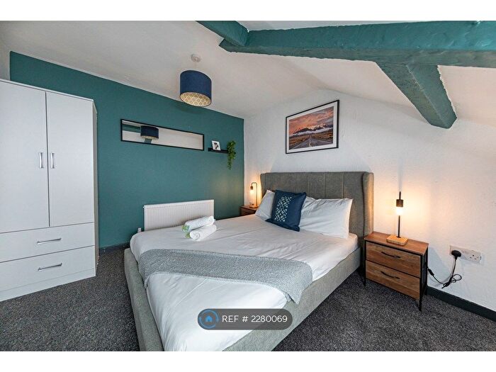 5 Bedroom Terraced House To Rent In Granville St, Gateshead, NE8