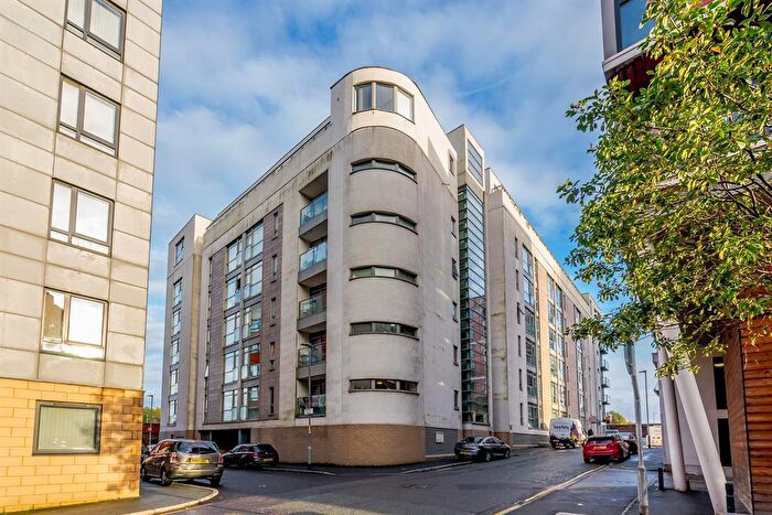 2 Bedroom Apartment To Rent In Red Building, Ludgate Hill, Manchester, M4