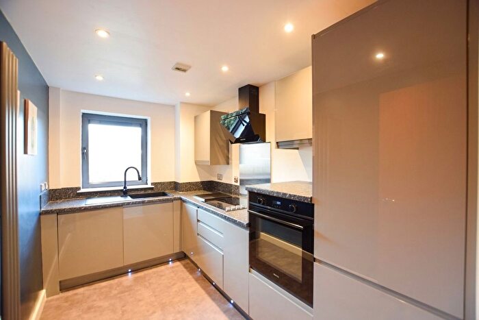 2 Bedroom Flat To Rent In Mill Road, Gateshead, NE8