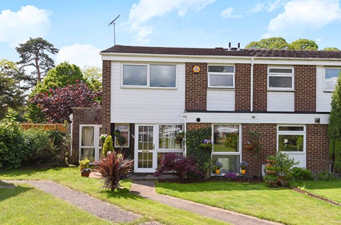 3 Bedroom End Of Terrace House To Rent In Netherby Park, Weybridge, Surrey, KT13