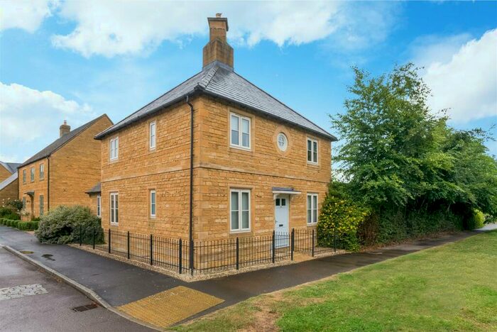 4 Bedroom Detached House For Sale In Castle Nurseries, Chipping Campden, GL55