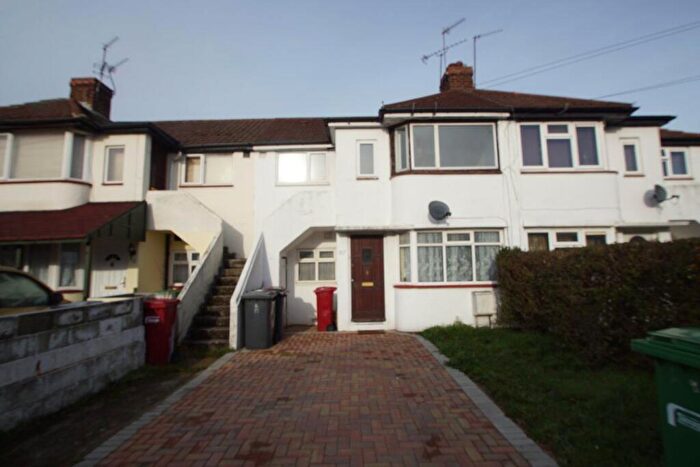 1 Bedroom Maisonette To Rent In Cornwall Ave, SL2