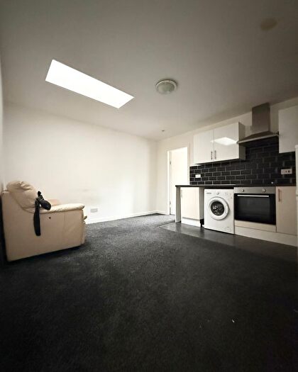1 Bedroom Flat To Rent In Thynne Street, Bolton, BL3