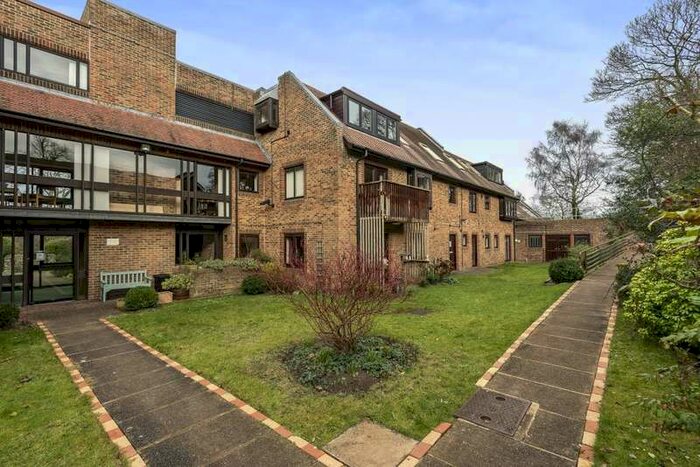 1 Bedroom Apartment To Rent In Emden House, Headington, OX3