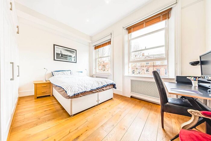 1 Bedroom Flat To Rent In Philbeach Gardens, Earls Court, London, SW5