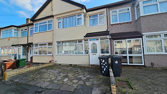 3 Bedroom Terraced House To Rent In Torrington Road, Dagenham, RM8