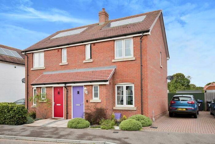 2 Bedroom Semi-Detached House For Sale In Batchelor Way, Downton ***Video Tour***, SP5