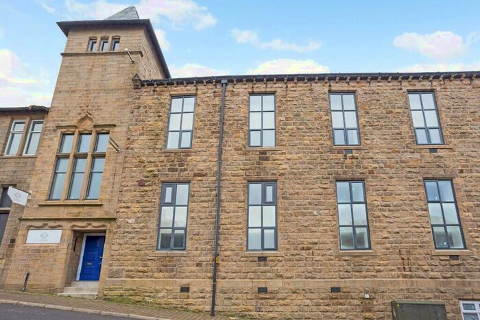 2 Bedroom Apartment To Rent In Apartment Heritage Quarter House, BB8