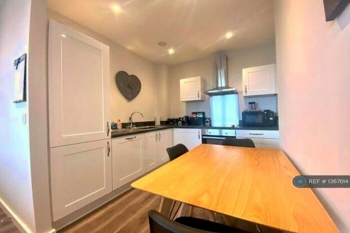 1 Bedroom Flat To Rent In Crosby Road North, Liverpool, L22